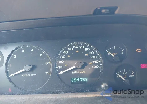 2002 Jeep Grand Cherokee Laredo из США, поврежденный, VIN 1J4GX48S72C301674